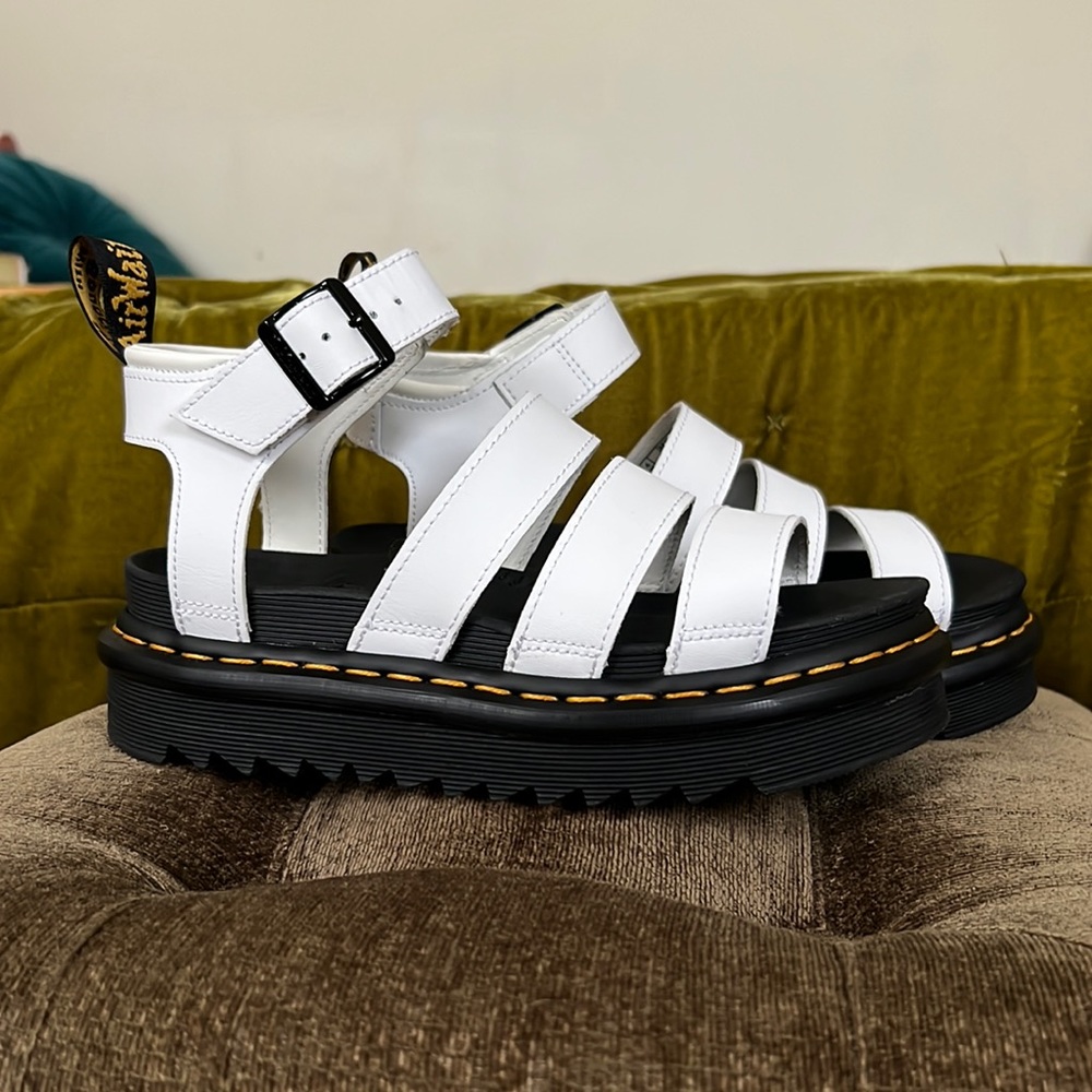 Dr. Martens Blaire Sandal